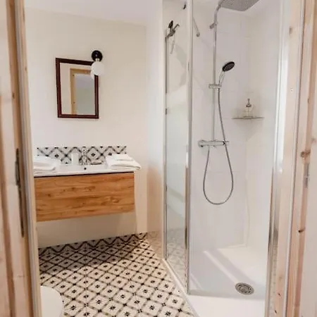 De La Garenne - Chaleureux Avec Piscine Σπίτι διακοπών