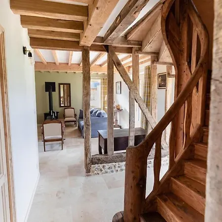 De La Garenne - Chaleureux Avec Piscine Holiday home