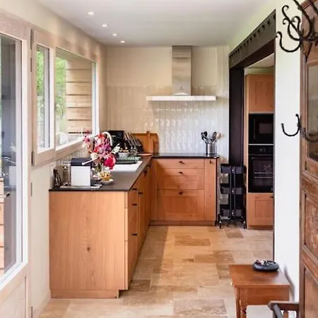 De La Garenne - Chaleureux Avec Piscine Σπίτι διακοπών