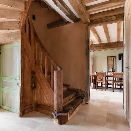 De La Garenne - Chaleureux Avec Piscine Holiday home